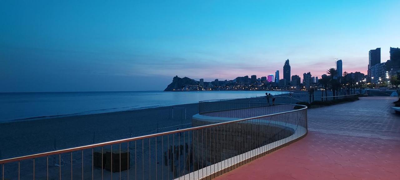 Azul De Mar Apartment Benidorm Bagian luar foto